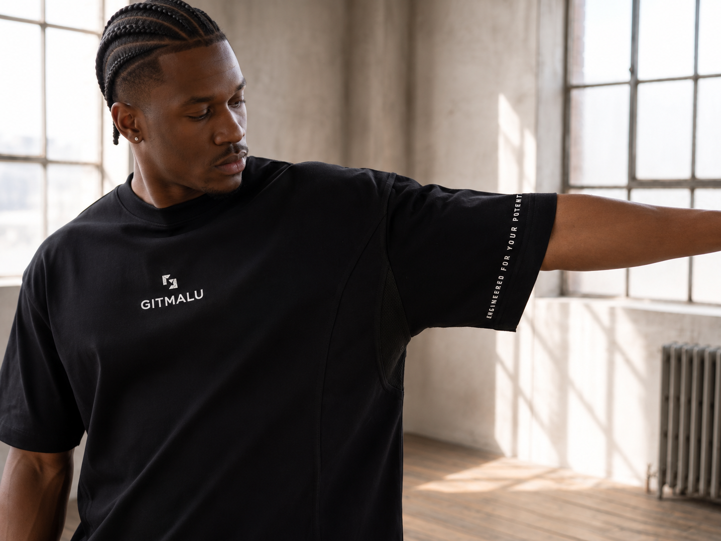 Gitmalu Oversized  Performance Tee