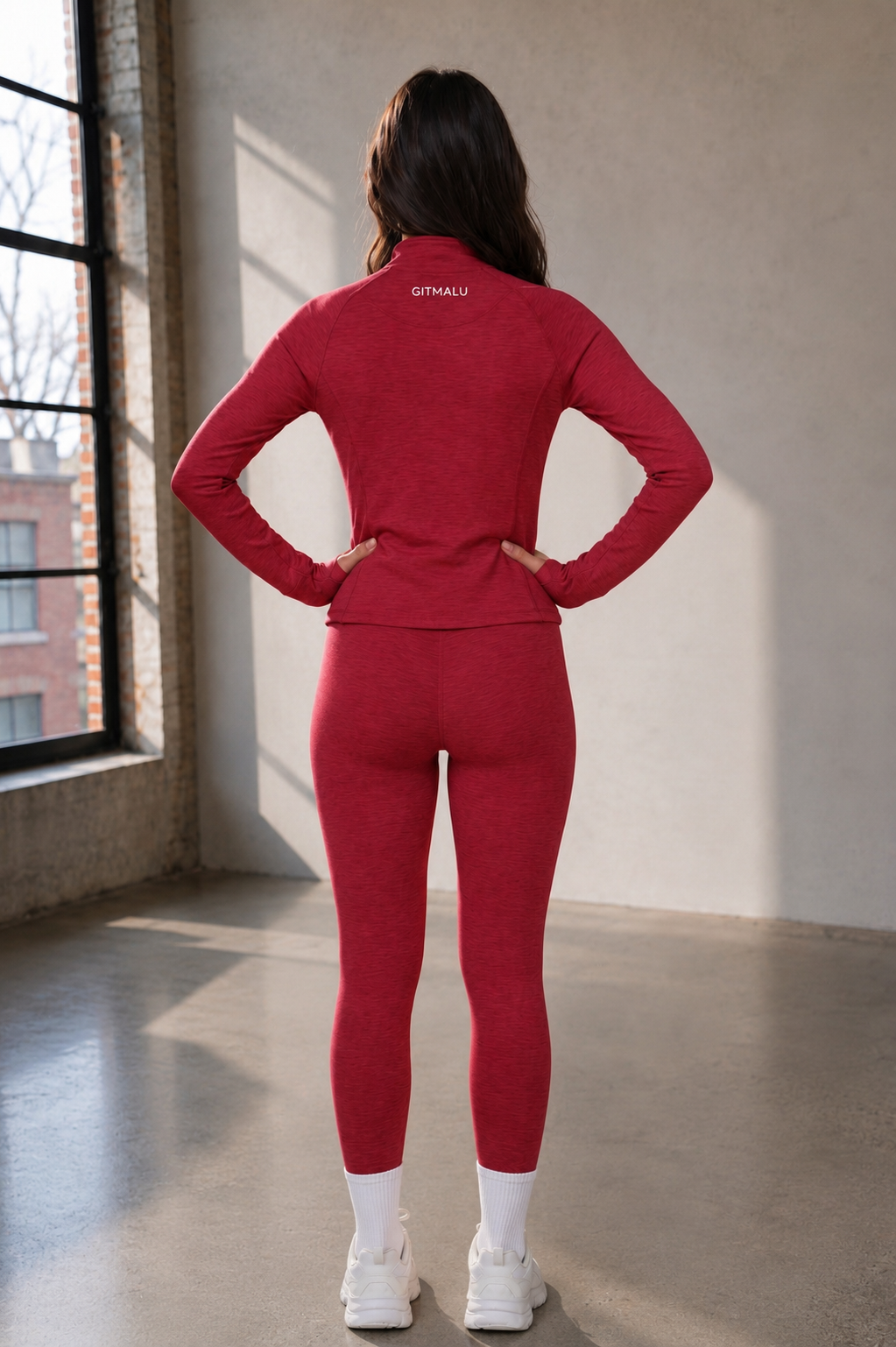 Alāku: Slim Fit Long Sleeve Crop Yoga Jacket